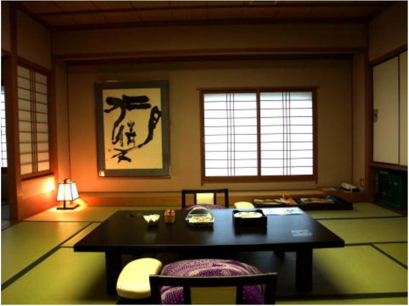 Futarishizuka Hotel Komagane Eksteriør billede
